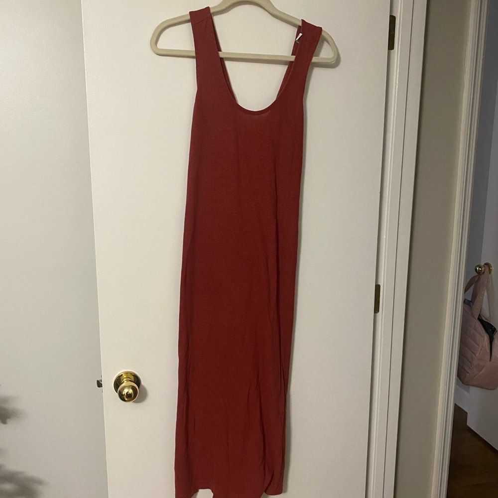 Old Navy tank dress w/ cross cross back
